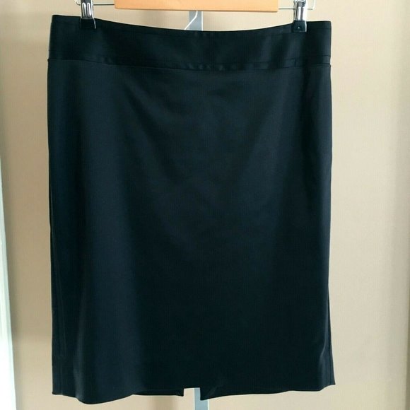 White House Black Market Pencil Skirt Solid Black Back Vent Career Work Size 6 - Picture 5 of 6